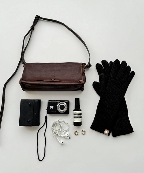 CANAL JEAN（キャナルジーン）の「El mar　ホールタッチニットグローブ（手袋・レディース・ベージュ/ブラック/グレー/ブルー・ONE SIZE）」の8枚目の写真