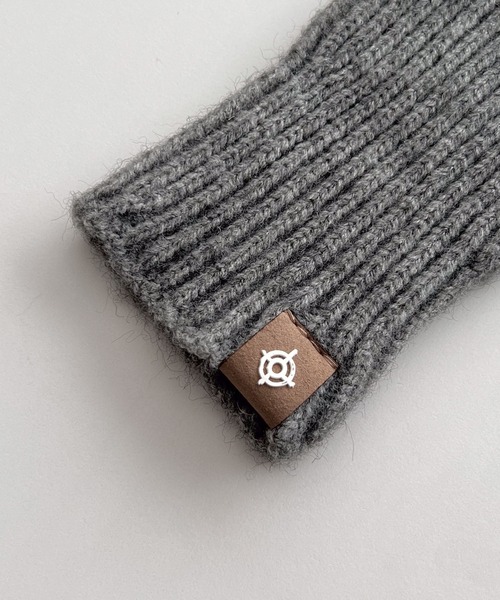 CANAL JEAN（キャナルジーン）の「El mar　ホールタッチニットグローブ（手袋・レディース・ベージュ/ブラック/グレー/ブルー・ONE SIZE）」の15枚目の写真