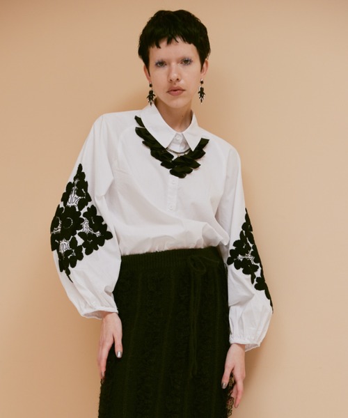 manana suerte（マニャーナスエルテ）の「エンブロイダリースリーブブラウス（シャツ/ブラウス・レディース・ホワイト・FREE）」の2枚目の写真