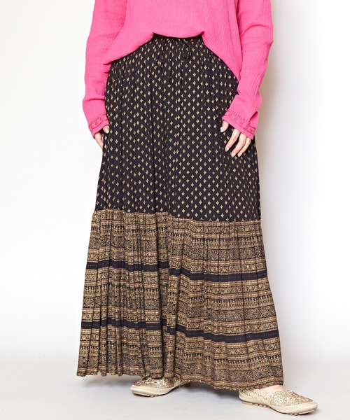 チャイハネ（チャイハネ）の「【チャイハネ】エスニックプリント ティアードロングスカート（スカート・レディース・ベージュ/ブラック/グリーン/オレンジ/ピンク・FREE）」の2枚目の写真