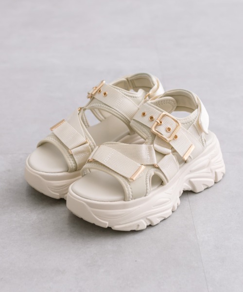 OLIVE des OLIVE（オリーブデオリーブ）の「ゴールドバックルスポーツサンダル　1041130050（サンダル・レディース・ブラック/アイボリー・SMALL/MEDIUM/LARGE/X-LARGE）」の2枚目の写真