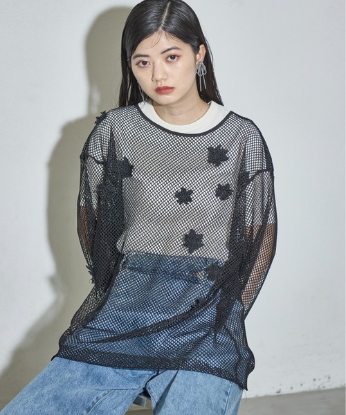 THE YOn（ザヨン）の「フラワーモチーフメッシュシアープルオーバー（Tシャツ/カットソー・レディース・ブラック/イエロー/ホワイト・FREE）」の14枚目の写真