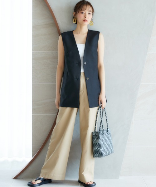 miclat（ミクラ）の「大きいサイズ　ジレ　miclat（ベスト・レディース・ベージュ系/ブラック・L/5L/4L/3L/LL）」の2枚目の写真