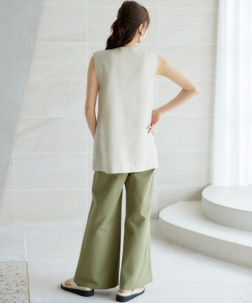 miclat（ミクラ）の「大きいサイズ　ジレ　miclat（ベスト・レディース・ベージュ系/ブラック・L/5L/4L/3L/LL）」の18枚目の写真