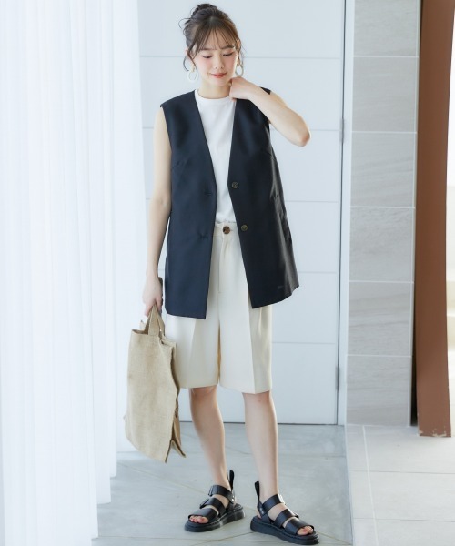 miclat（ミクラ）の「大きいサイズ　ジレ　miclat（ベスト・レディース・ベージュ系/ブラック・L/5L/4L/3L/LL）」の12枚目の写真