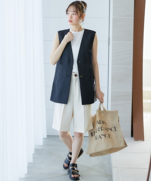 miclat（ミクラ）の「大きいサイズ　ジレ　miclat（ベスト・レディース・ベージュ系/ブラック・L/5L/4L/3L/LL）」の5枚目の写真