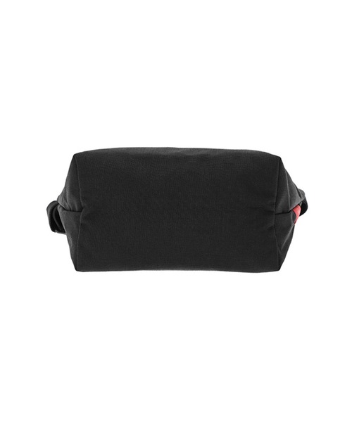 Manhattan Portage（マンハッタンポーテージ）の「Cobble Hill Nylon Messenger Bag (S) No Flap（メッセンジャーバッグ・メンズ・ブラック・SMALL）」の9枚目の写真