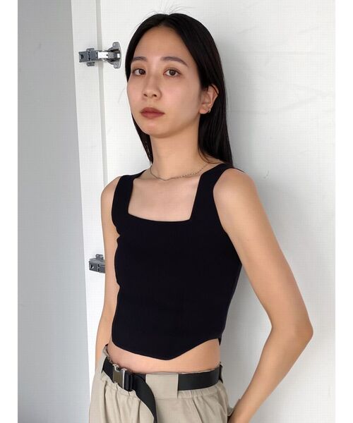 EMODA（エモダ）の「ミニマルフィットニット（タンクトップ・レディース・ホワイト/その他/ブラック/グレー・FREE）」の6枚目の写真