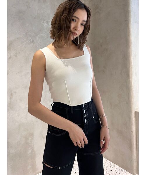 EMODA（エモダ）の「ミニマルフィットニット（タンクトップ・レディース・ホワイト/その他/ブラック/グレー・FREE）」の15枚目の写真