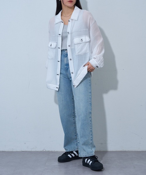 COLONY 2139（コロニートゥーワンスリーナイン）の「シアービッグシャツGジャン（シャツ/ブラウス・レディース・オフホワイト/ブルー/ブラック/アイボリー/グレー・FREE）」の11枚目の写真