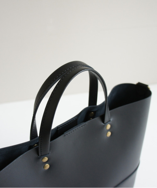 TIDEWAY（タイドウェイ）の「Ag+LEATHER BLACK&WHITE 抗菌 TOTE（トートバッグ・レディース・ブラック/ホワイト・FREE）」の15枚目の写真