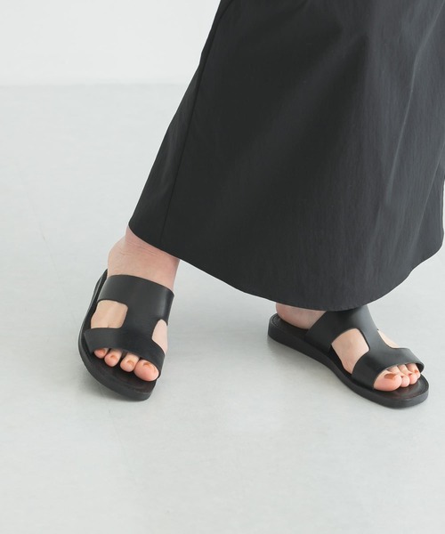 URBAN RESEARCH（アーバンリサーチ）の「『別注』L’ARTIGIANO DEL CUOIO×URBAN RESEARCH　レザーサンダル（サンダル・レディース・ダークブラウン/ブラック・38/37/36）」の13枚目の写真