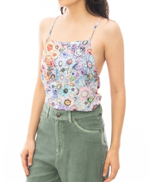 RVCA(ルーカ)の「RVCA レディース 【SAGE VAUGHN】 SASHA TANK ANP タンクトップ 【2024年春夏モデル】/ルーカボタニカル柄タンクトップ(タンクトップ・レディース・マルチ・SMALL/MEDIUM/LARGE)」の3枚目の写真