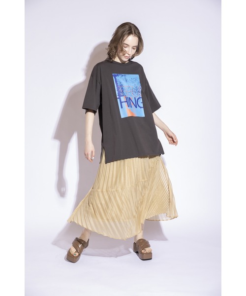 OSMOSIS(オズモーシス)の「プリントTシャツ(Tシャツ/カットソー・レディース・ブラック/チャコール/ホワイト・ONE SIZE)」の5枚目の写真