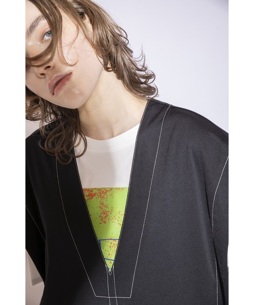 OSMOSIS(オズモーシス)の「プリントTシャツ(Tシャツ/カットソー・レディース・ブラック/チャコール/ホワイト・ONE SIZE)」の13枚目の写真