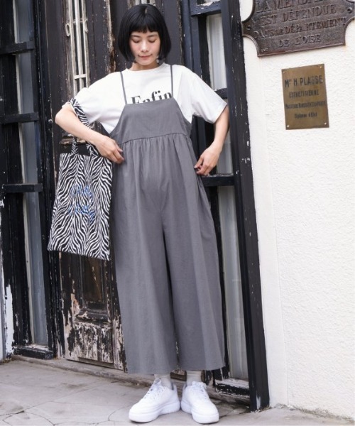 LBC（エルビーシー）の「キャミワイドサロペット（サロペット/オーバーオール・レディース・ブラック/グレー・M）」の22枚目の写真