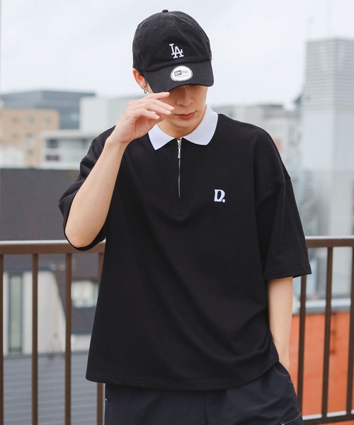 SPINNS(スピンズ)の「【ユニセックスで着用可能】ミニ裏毛半袖ハーフジップTシャツ D刺繍ロゴ(ポロシャツ・メンズ・ネイビー/ブラック/ワイン/ホワイト・ONESIZE)」の1枚目の写真
