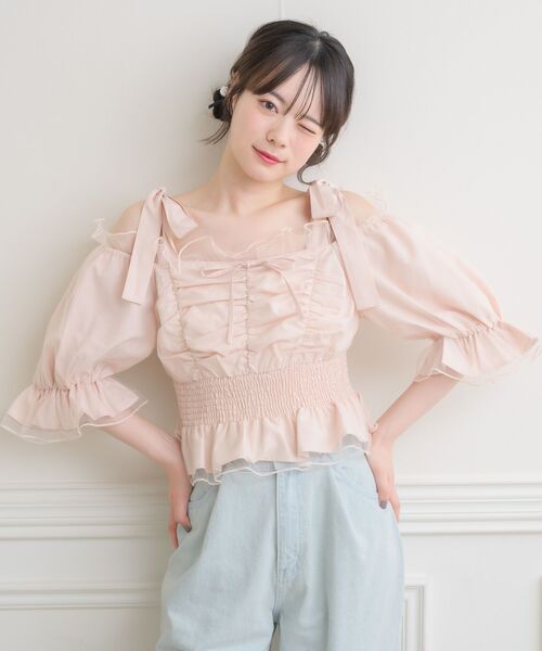 ems excite（エムズエキサイト）の「肩リボンチュールオフショルBL（シャツ/ブラウス・レディース・ピンク/ブラック系その他/ナチュラル・FREE）」の12枚目の写真