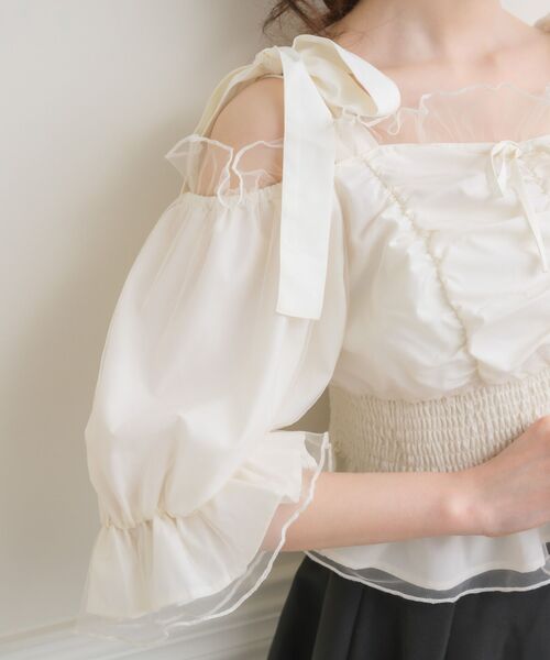 ems excite（エムズエキサイト）の「肩リボンチュールオフショルBL（シャツ/ブラウス・レディース・ピンク/ブラック系その他/ナチュラル・FREE）」の5枚目の写真