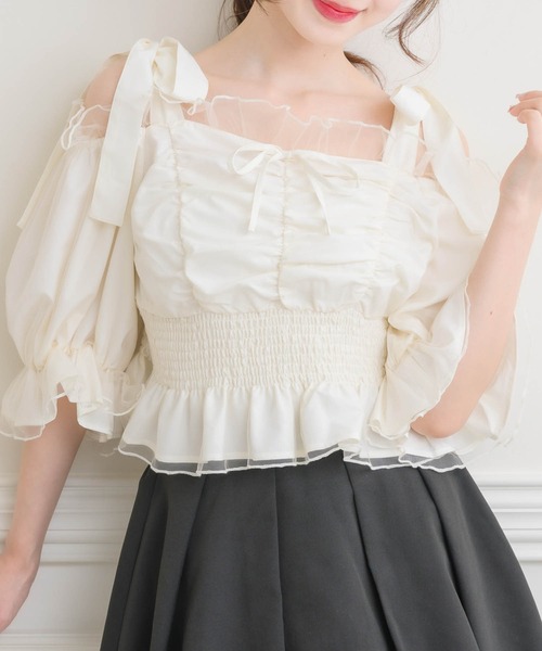 ems excite（エムズエキサイト）の「肩リボンチュールオフショルBL（シャツ/ブラウス・レディース・ピンク/ブラック系その他/ナチュラル・FREE）」の3枚目の写真