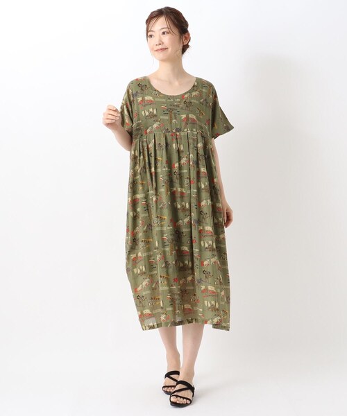 one'sterrace（ワンズテラス）の「リゾート エレファント柄ワンピース（ワンピース・レディース・カーキ系5/ベージュ系8/ブルー系その他7・02）」の8枚目の写真