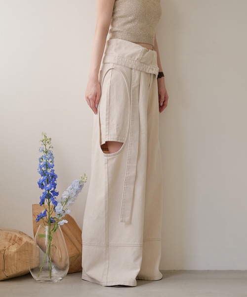 日本未入荷 CHUU★カットアウトダメージデニムワイドパンツ ダメージカットアウトワイドデニムパンツ | レディース