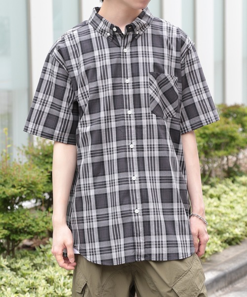 SETUP7(セットアップセブン)の「【SETUP7】平織チェック ボタンダウン 半袖シャツ STS(シャツ/ブラウス・メンズ・ブルー/チャコールグレー/ネイビー/ブラック/ブラック系その他2・L/LL)」の3枚目の写真