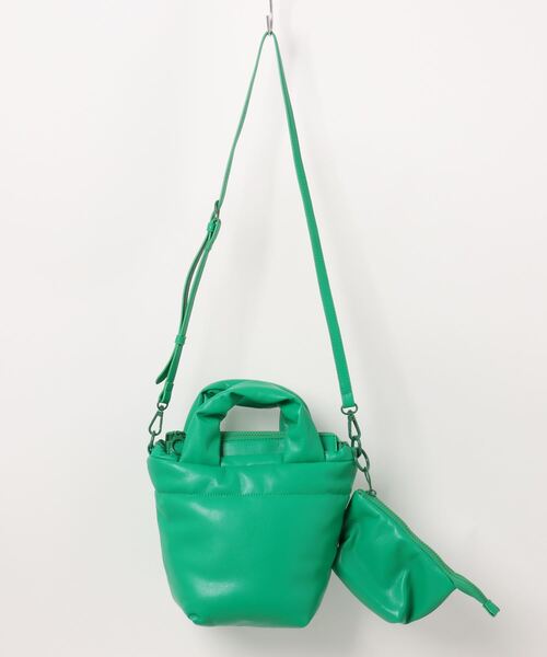 Q（キュー）の「パフィーミニショルダー（ショルダーバッグ・レディース・ブラック/シルバー/グリーン・ONE SIZE）」の10枚目の写真