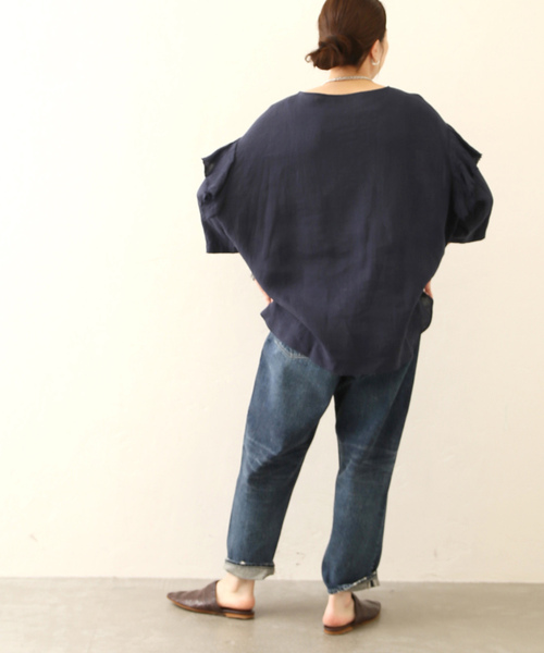 JOURNAL STANDARD LUXE（ジャーナルスタンダード　ラックス）の「60リネン スリーブフリルプル（シャツ/ブラウス・レディース・ホワイト/ネイビー・FREE）」の6枚目の写真