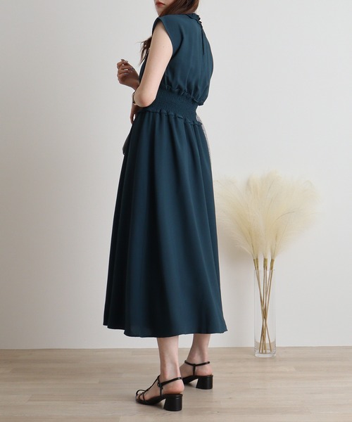 MARBLE WALTS(マーブルワルツ)の「MARBLE WALTZ ウエストシャーリングワンピース(ワンピース・レディース・グレイッシュベージュ/スモークピンク/モカ/ダークグリーン・M)」の18枚目の写真