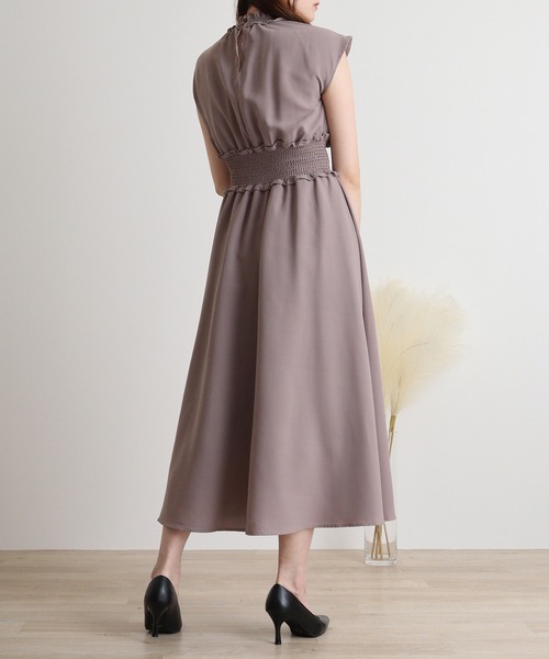 MARBLE WALTS(マーブルワルツ)の「MARBLE WALTZ ウエストシャーリングワンピース(ワンピース・レディース・グレイッシュベージュ/スモークピンク/モカ/ダークグリーン・M)」の9枚目の写真