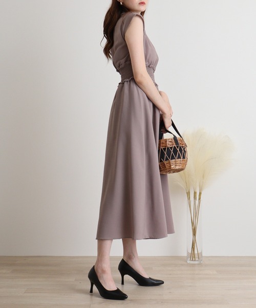 MARBLE WALTS(マーブルワルツ)の「MARBLE WALTZ ウエストシャーリングワンピース(ワンピース・レディース・グレイッシュベージュ/スモークピンク/モカ/ダークグリーン・M)」の8枚目の写真