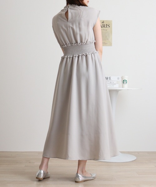 MARBLE WALTS(マーブルワルツ)の「MARBLE WALTZ ウエストシャーリングワンピース(ワンピース・レディース・グレイッシュベージュ/スモークピンク/モカ/ダークグリーン・M)」の13枚目の写真