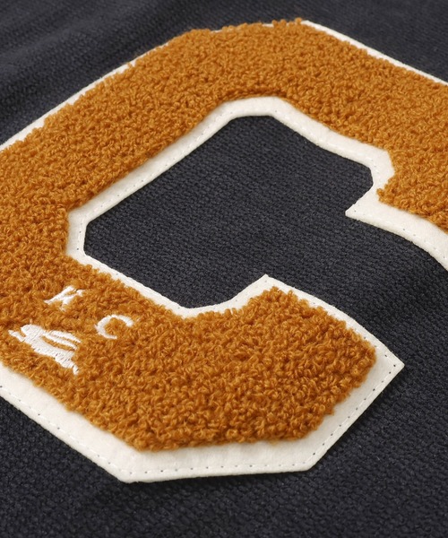 KRIFF MAYER Lady's Collection（クリフメイヤーレディースコレクション）の「ワッペンスタンドクルー（スウェット・レディース・カラフル/チャコール/ナチュラル/ブラック/グレイッシュベージュ・MEDIUM/LARGE）」の20枚目の写真