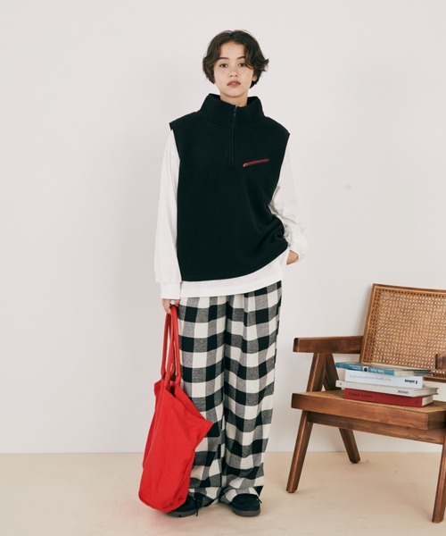 MERLOT（メルロー）の「バイカラーハーフジップフリースベスト（ベスト・レディース・ブラック/ブラウン・FREE）」の9枚目の写真