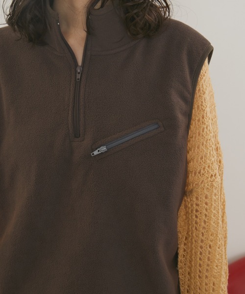 MERLOT（メルロー）の「バイカラーハーフジップフリースベスト（ベスト・レディース・ブラック/ブラウン・FREE）」の6枚目の写真