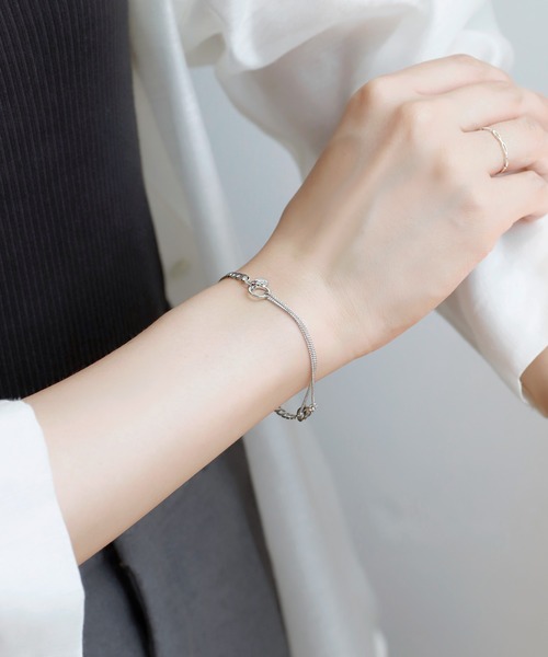 ANEMONE（アネモネ）の「コンビチェーンブレスレット（ブレスレット・レディース・ゴールド/シルバー・FREE）」の2枚目の写真