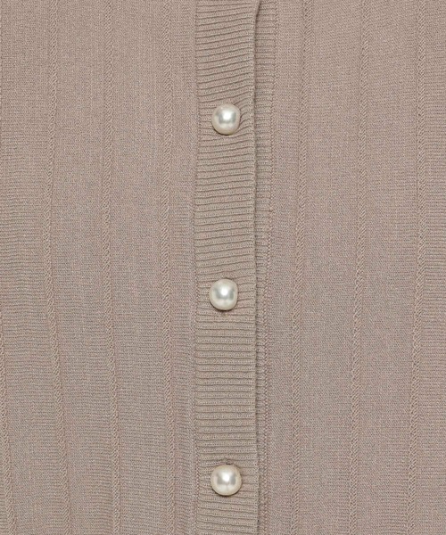 mysty woman（ミスティウーマン）の「パールボタンストライプカーディガン 149812（カーディガン/ボレロ・レディース・ブラック/グレイッシュベージュ/シルバーグレー/グリーン・FREE）」の7枚目の写真