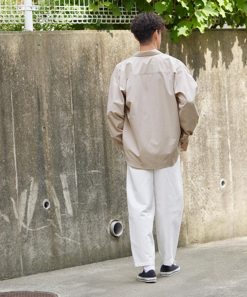coca(coca)(コカ)の「メンズハリ感長袖シャツ(シャツ/ブラウス・メンズ・キャメル/ホワイト/グレイッシュベージュ/チャコール・L/M/XL)」の6枚目の写真