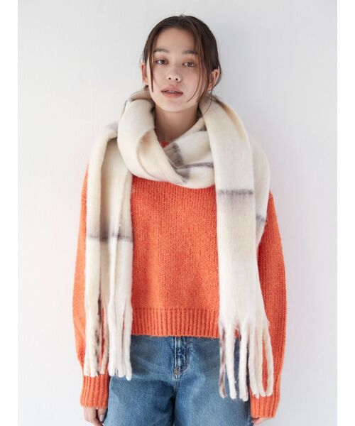 Ungrid（アングリッド）の「カラーモヘヤ混ルーズニット（ニット/セーター・レディース・チャコールグレー/パープル/ピンク/オレンジ/ブルー/アイボリー・FREE）」の16枚目の写真