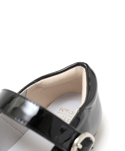 SOROTTO（ソロット）の「軽量 ビッグリボンのビジュー付きパンプス/フォーマルシューズ（ドレスシューズ・キッズ・ホワイト/ブラック・22.0cm/21.0cm/20.0cm/19.0cm）」の15枚目の写真