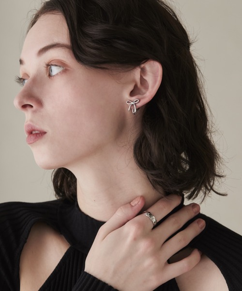 ciite' surgical stainless（シーテサージカルステンレス）の「【 金属アレルギー対応 】 リボンイヤリング サージカルステンレス   (両耳用)（イヤリング・レディース・シルバー/ゴールド・FREE）」の16枚目の写真