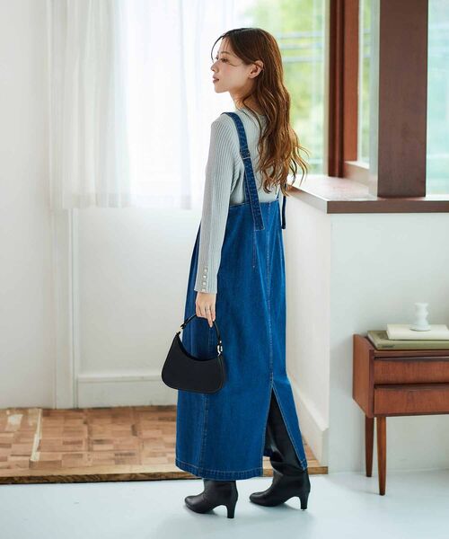 le.coeur blanc（ルクールブラン）の「デニムサロペットスカート（デニムスカート・レディース・ネイビー/ブルー・38）」の16枚目の写真