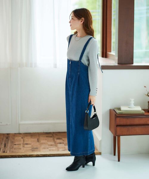 le.coeur blanc（ルクールブラン）の「デニムサロペットスカート（デニムスカート・レディース・ネイビー/ブルー・38）」の17枚目の写真
