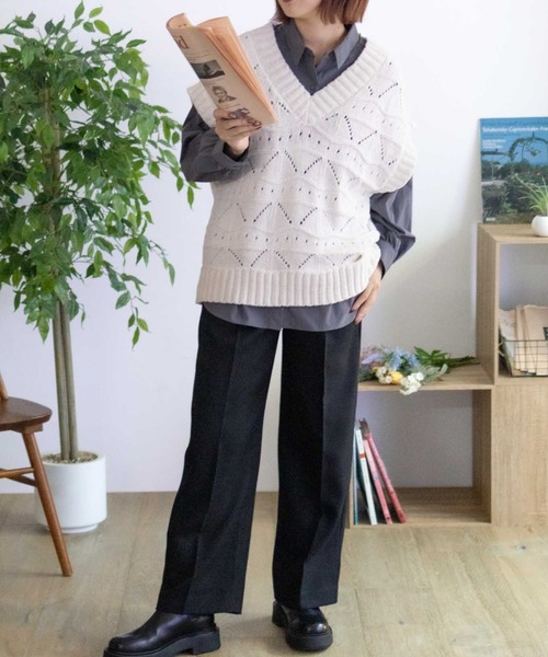 HusHusH（ハッシュアッシュ）の「【HusHusH/ハッシュアッシュ】タックセミワイドパンツ（その他パンツ・レディース・ブラック/グレー/ベージュ・M/L）」の4枚目の写真