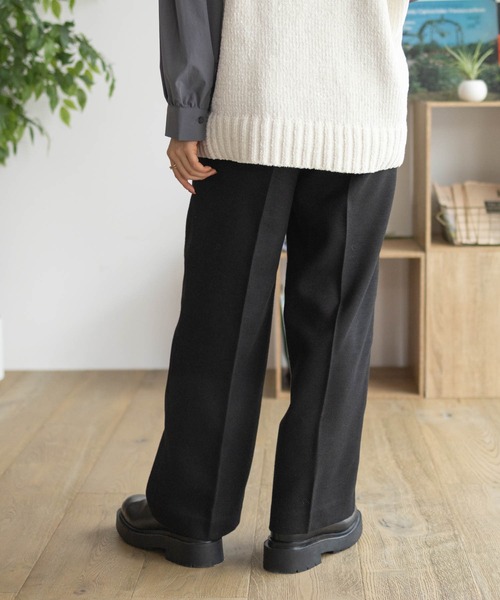 HusHusH（ハッシュアッシュ）の「【HusHusH/ハッシュアッシュ】タックセミワイドパンツ（その他パンツ・レディース・ブラック/グレー/ベージュ・M/L）」の6枚目の写真