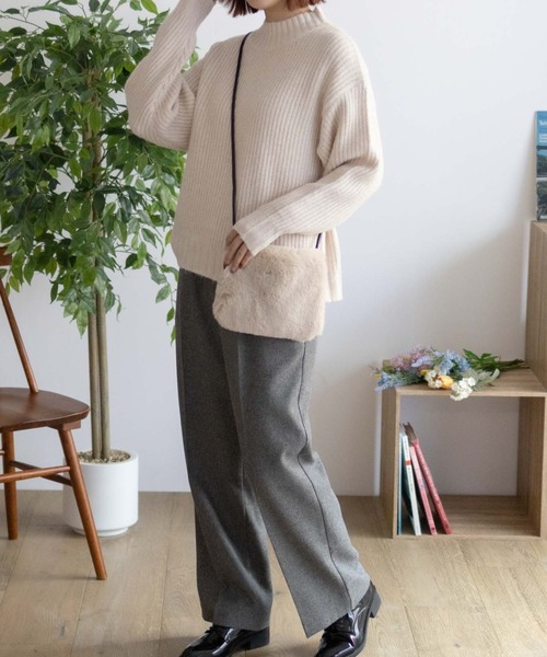 HusHusH（ハッシュアッシュ）の「【HusHusH/ハッシュアッシュ】タックセミワイドパンツ（その他パンツ・レディース・ブラック/グレー/ベージュ・M/L）」の9枚目の写真