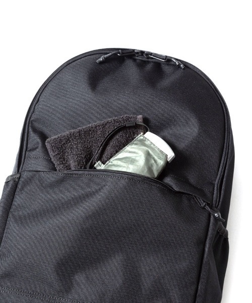 バッグ MAKAVELIC Re:ROOT. DAYPACK 予約商品】Re:ROOT. DAYPACK商品ページ | MAKAVELIC OFFICIAL