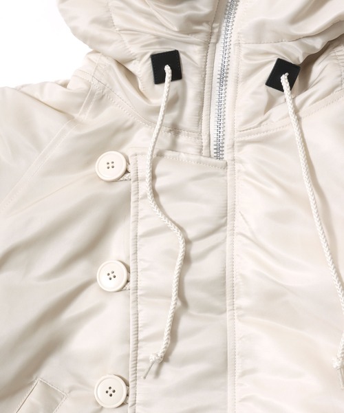 Alpha Industries（アルファインダストリーズ）の「ALPHA INDUSTRIES