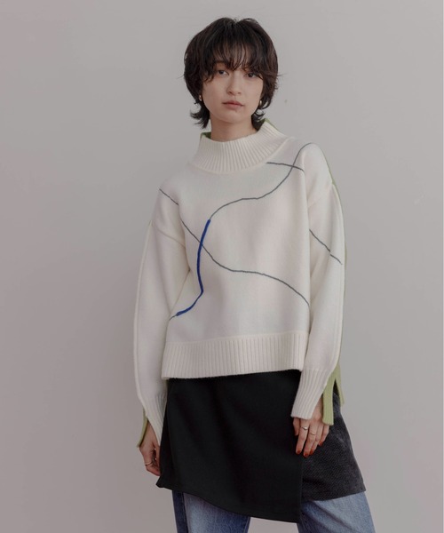 Eimee Law（エイミーロウ）の「ラインデザイン配色ニット（ニット/セーター・レディース・ブラック/アイボリー/ピンク/オフホワイト/チャコールグレー・FREE）」の10枚目の写真